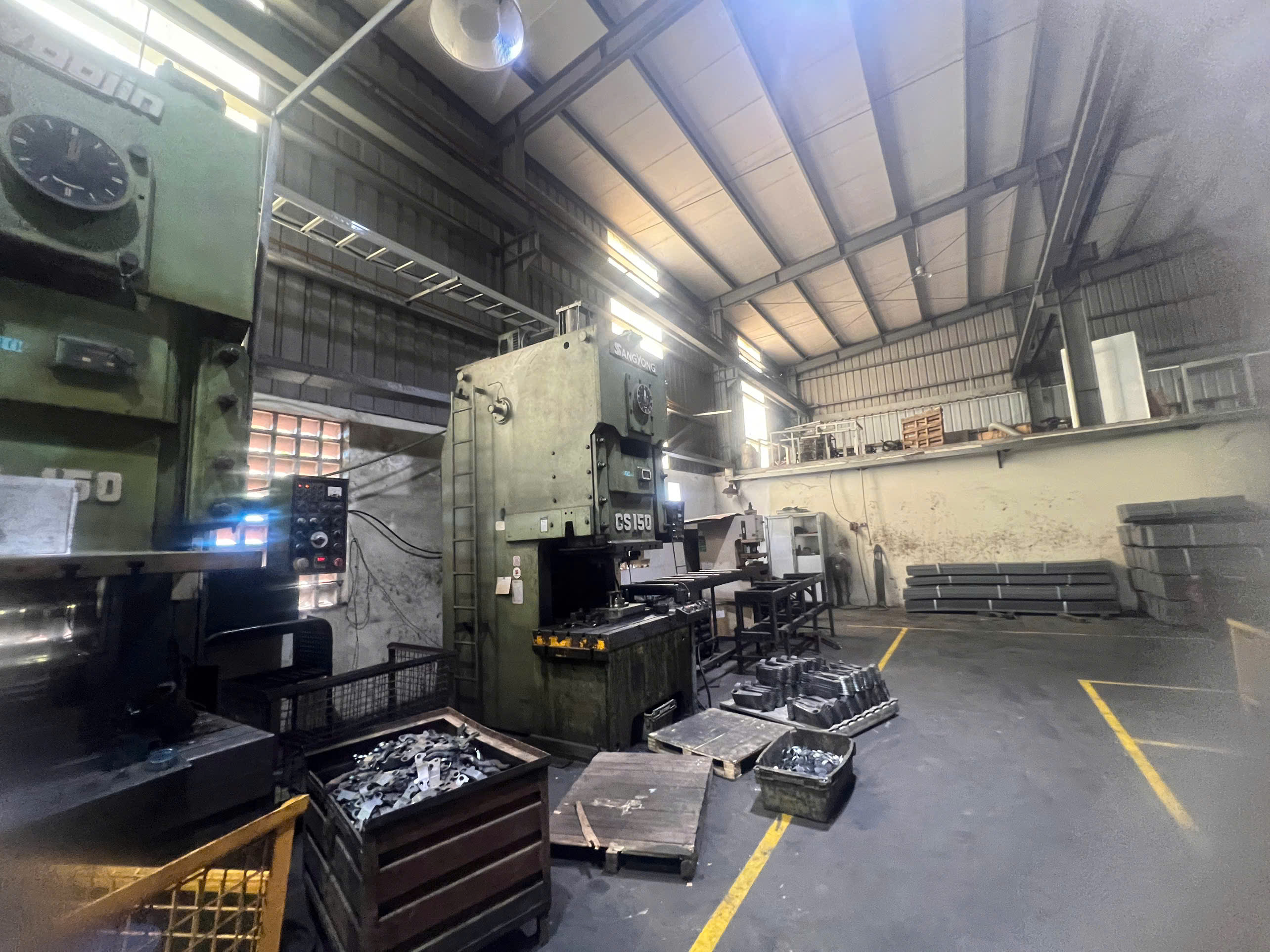 150-ton Stamping Press Machine 1